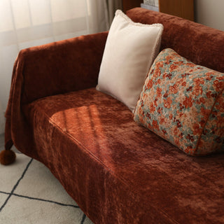 Housse de canapé souple luxueuse et festive avec décorations en forme de boule à pompons pour la joie des fêtes