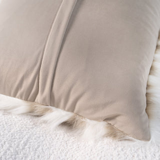 Ensemble de housses de coussin en fausse fourrure - Offre groupée à prix réduit